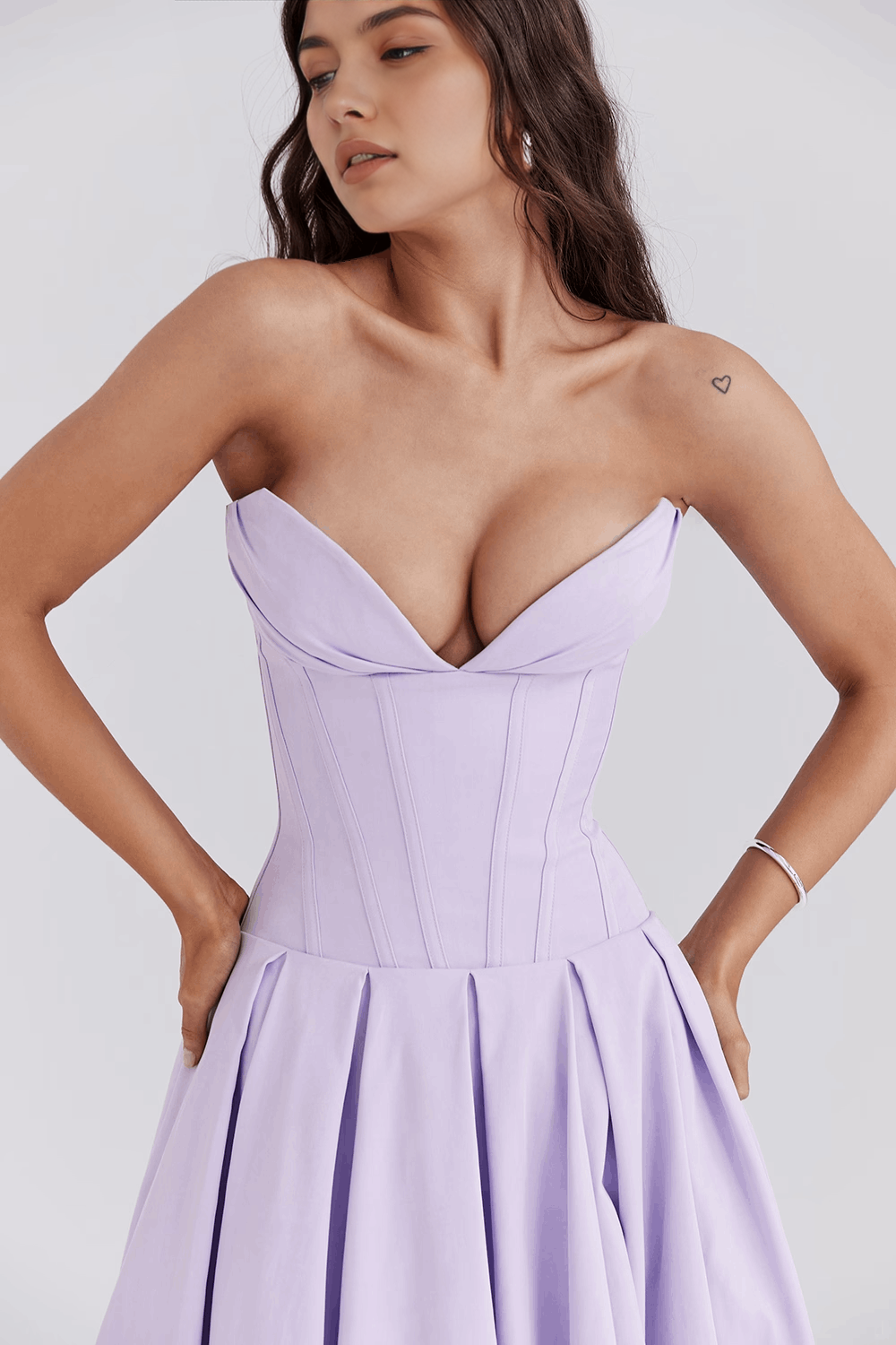 Taylor Modelleme Elbisesi