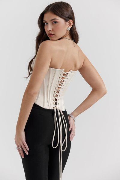 Serena Korse Modeli