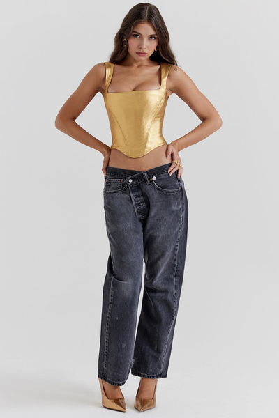 Becky Modelaj Korse