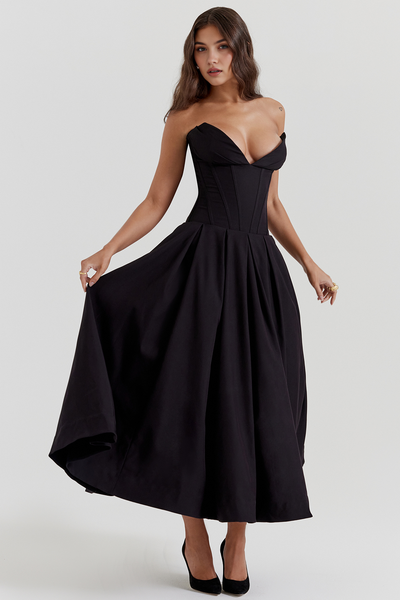 Taylor Modelleme Elbisesi