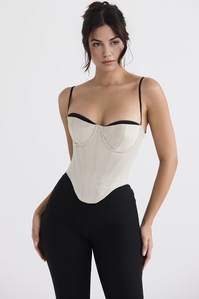 Amy Modelaj Korse