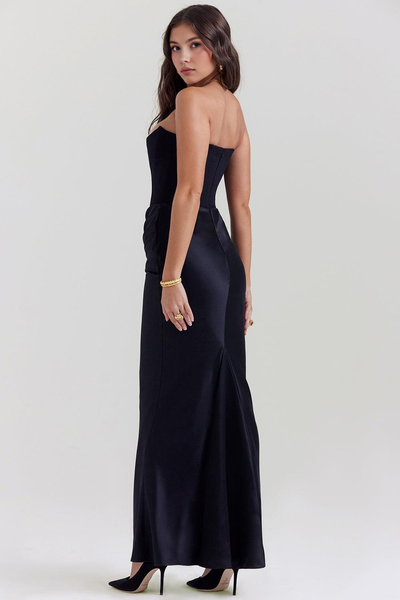 Lily Modelleyici Uzun Elbise