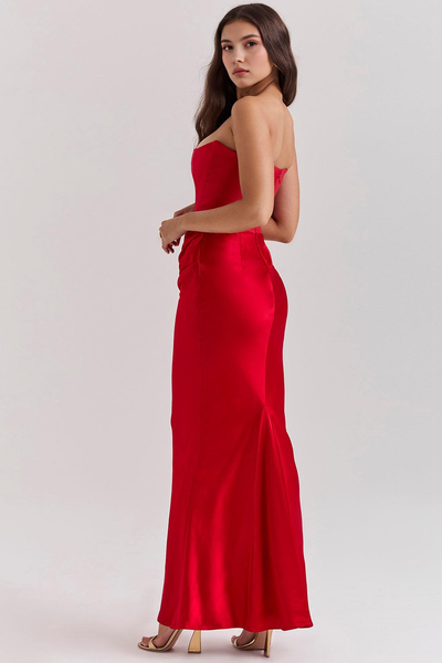 Lily Modelasyonlu Uzun Elbise